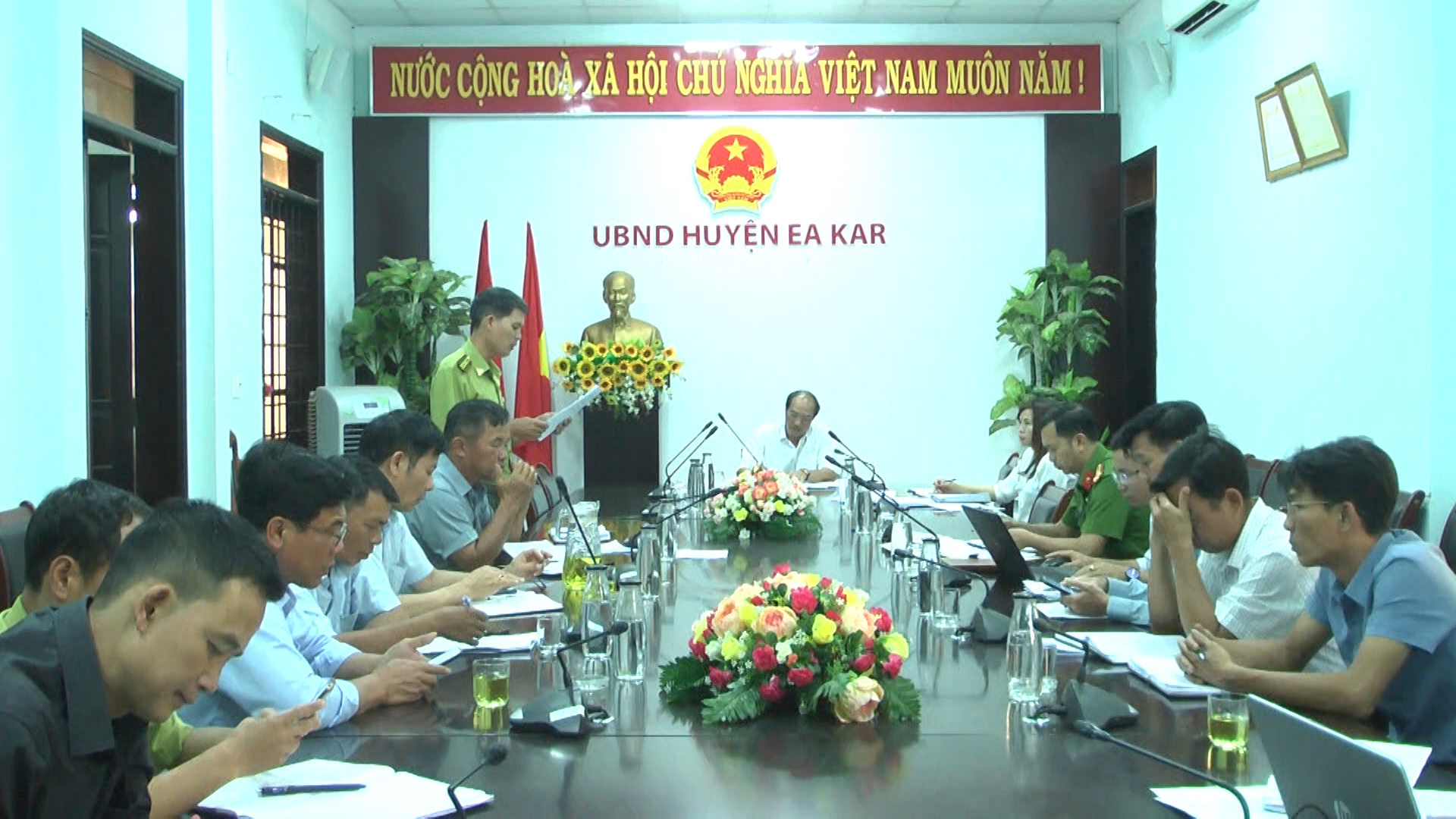 UBND huyện Ea Kar tổ chức cuộc họp về công tác quản lý bảo vệ rừng quý I và triển khai phương hướng nhiệm vụ quý II, năm 2023
